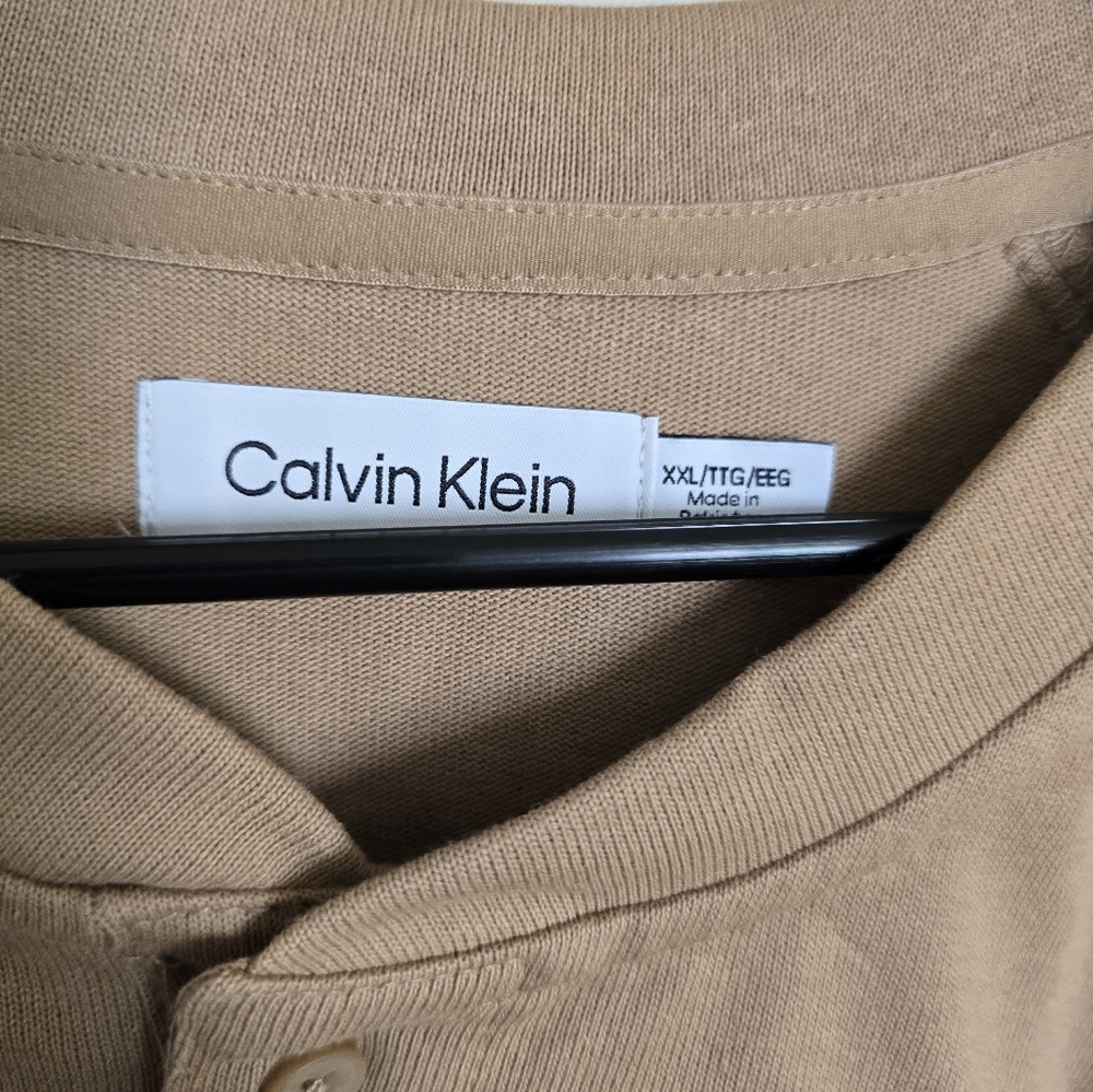 Mens Calvin Klein long sleeve tee